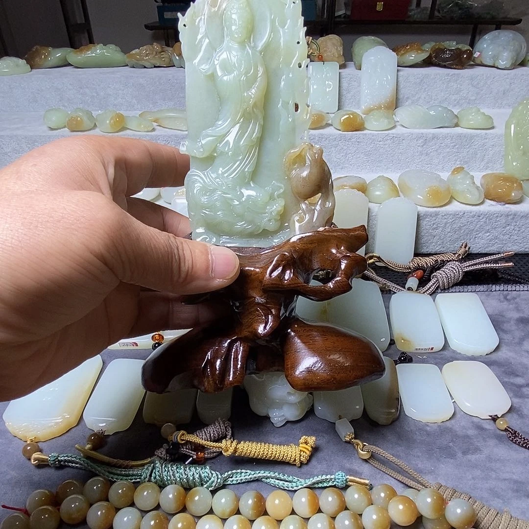 和田玉未镶嵌摆件