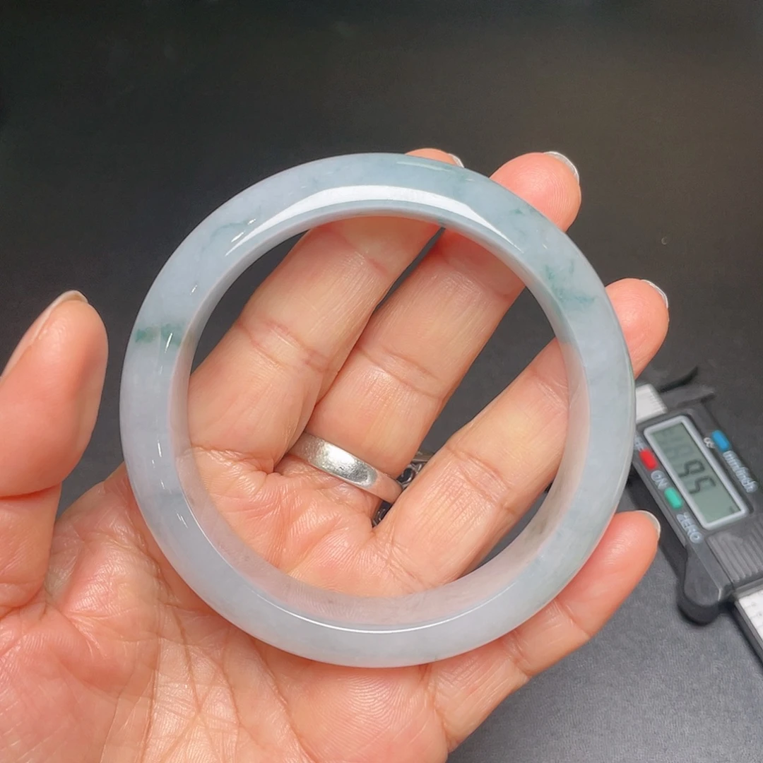 翡翠未镶嵌手镯大轮胎飘花手镯