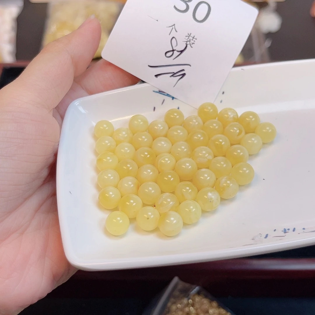 未镶嵌蜜蜡珠宝奇石30 。