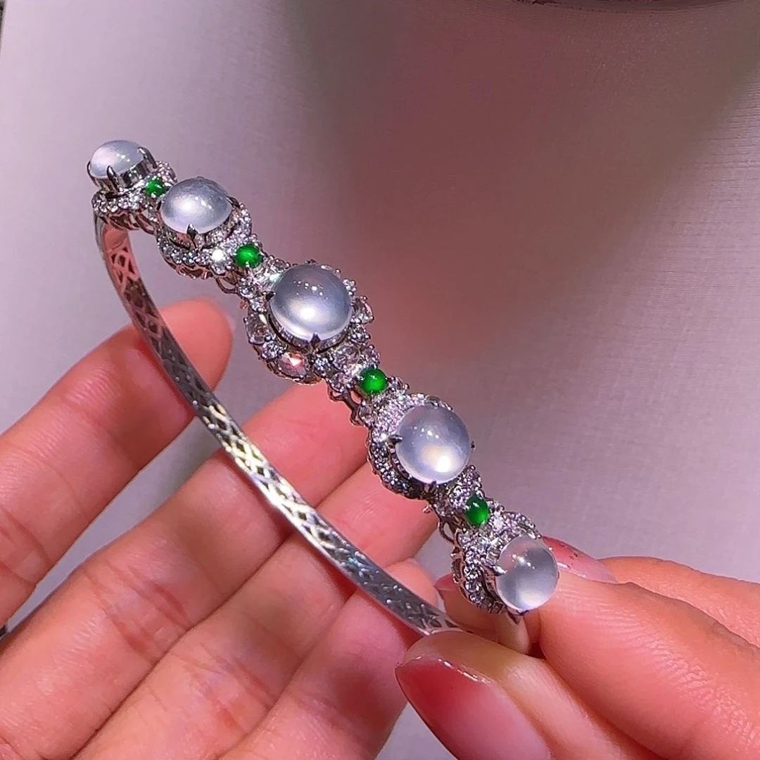 翡翠手镯18K金镶嵌手镯