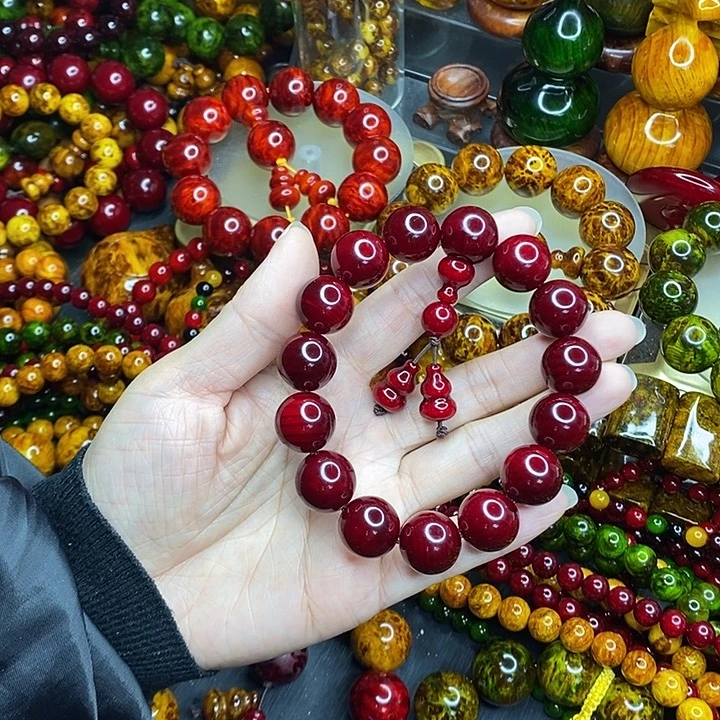 松木琥珀木文玩手串