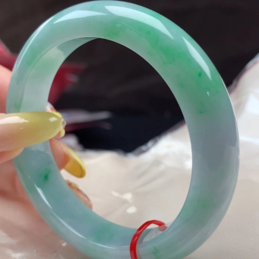 【闪购商品】翡翠手镯未镶嵌97075，