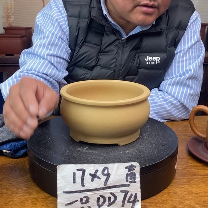 紫砂花盆货号一只DD74