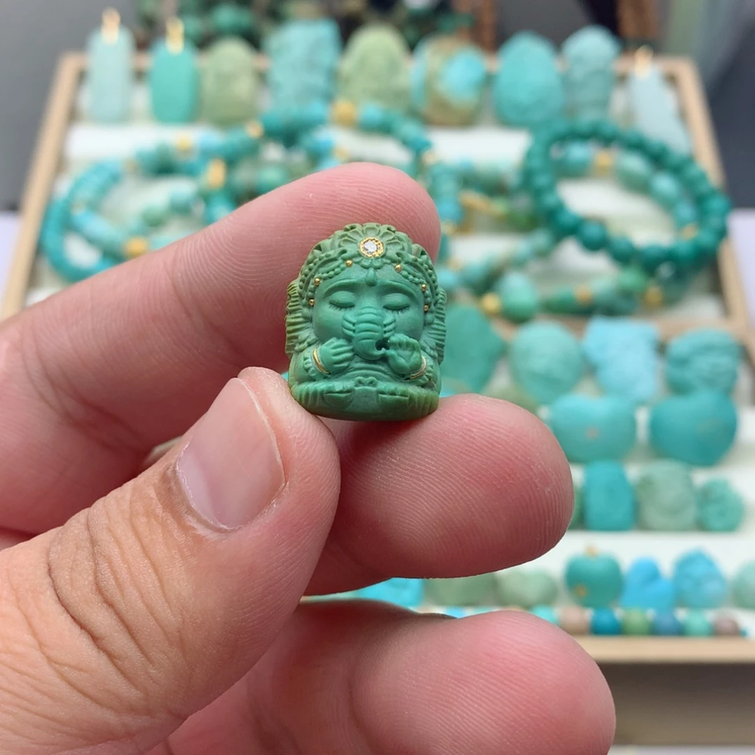 未镶嵌绿松石珠宝奇石
