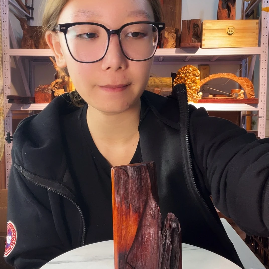 紫檀木类端景台荔***盦