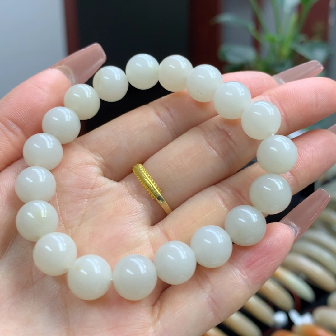 石英质玉串未镶嵌