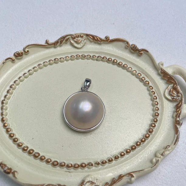 【六六中古】孤品马贝珠吊坠ew1666珠子卡19.2