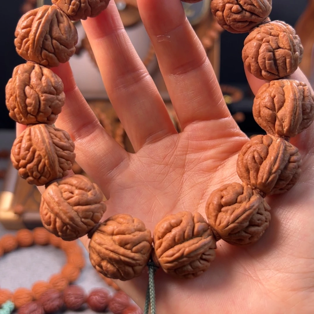 桃核吊坠21霸王龙元宝