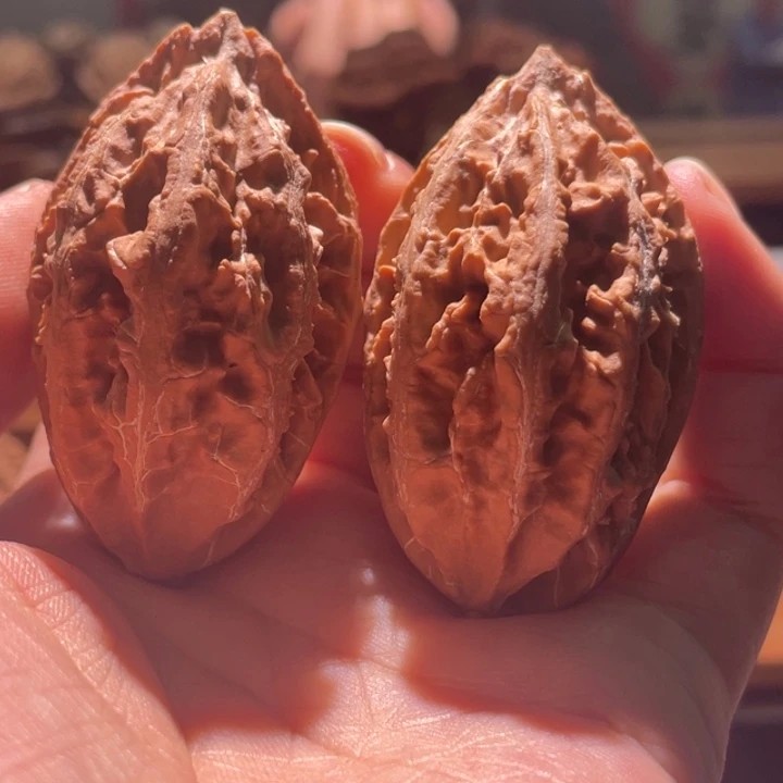 吊坠文玩核桃楸玥核140