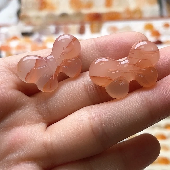 玛瑙/玉髓未镶嵌玛瑙龙纹蝴蝶结
