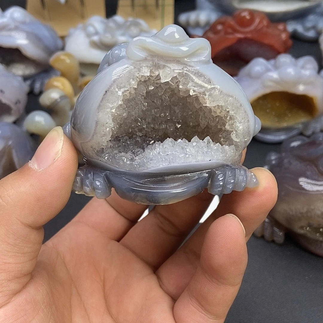 玛瑙/玉髓未镶嵌珠宝奇石