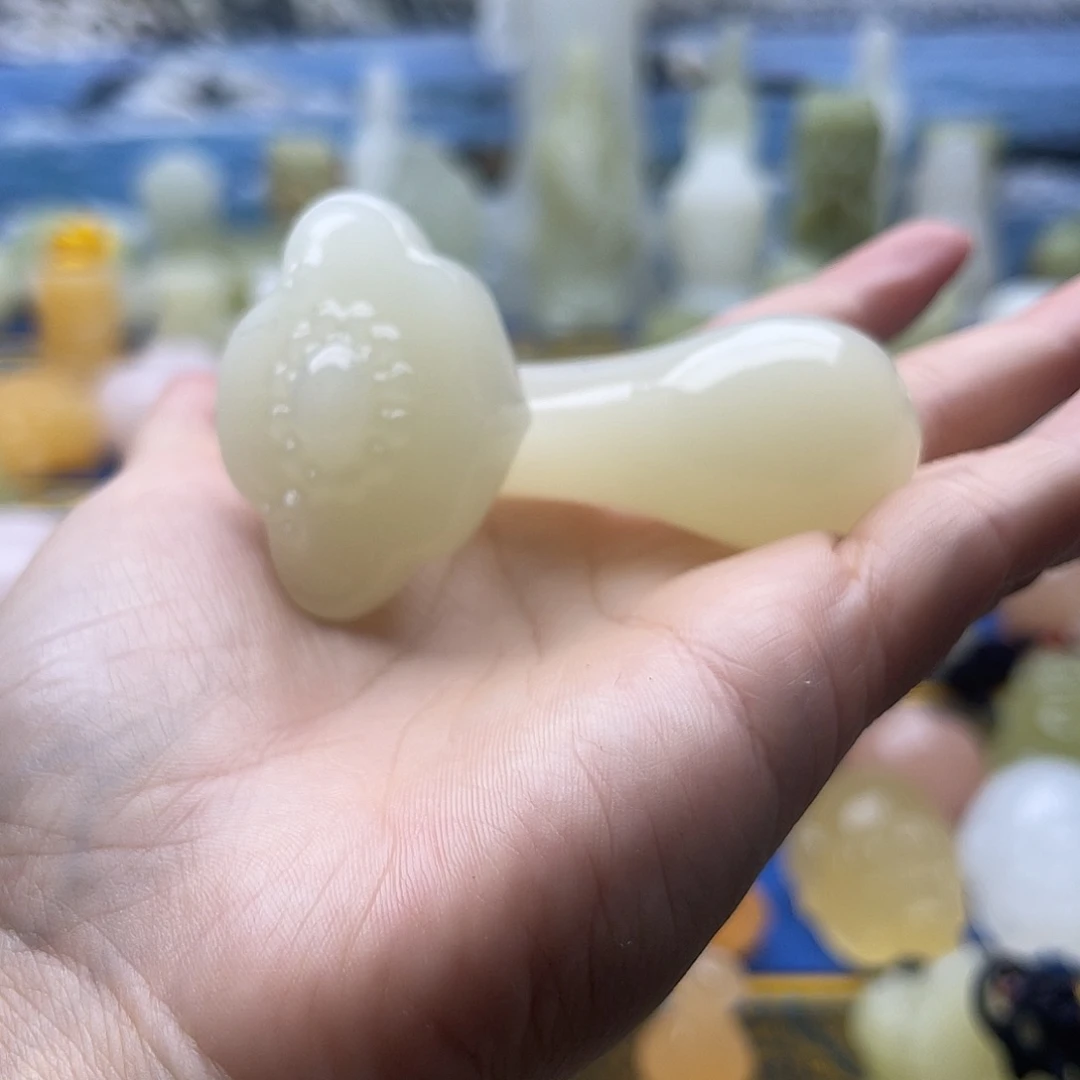 风***里新疆昆仑山脉山料
