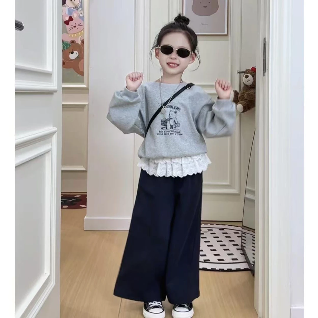 秋款女童卫衣2025新款女宝宝可爱卡通小熊印花儿童舒适花边裤套装