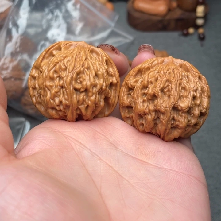 把件文玩核桃虎头42全品