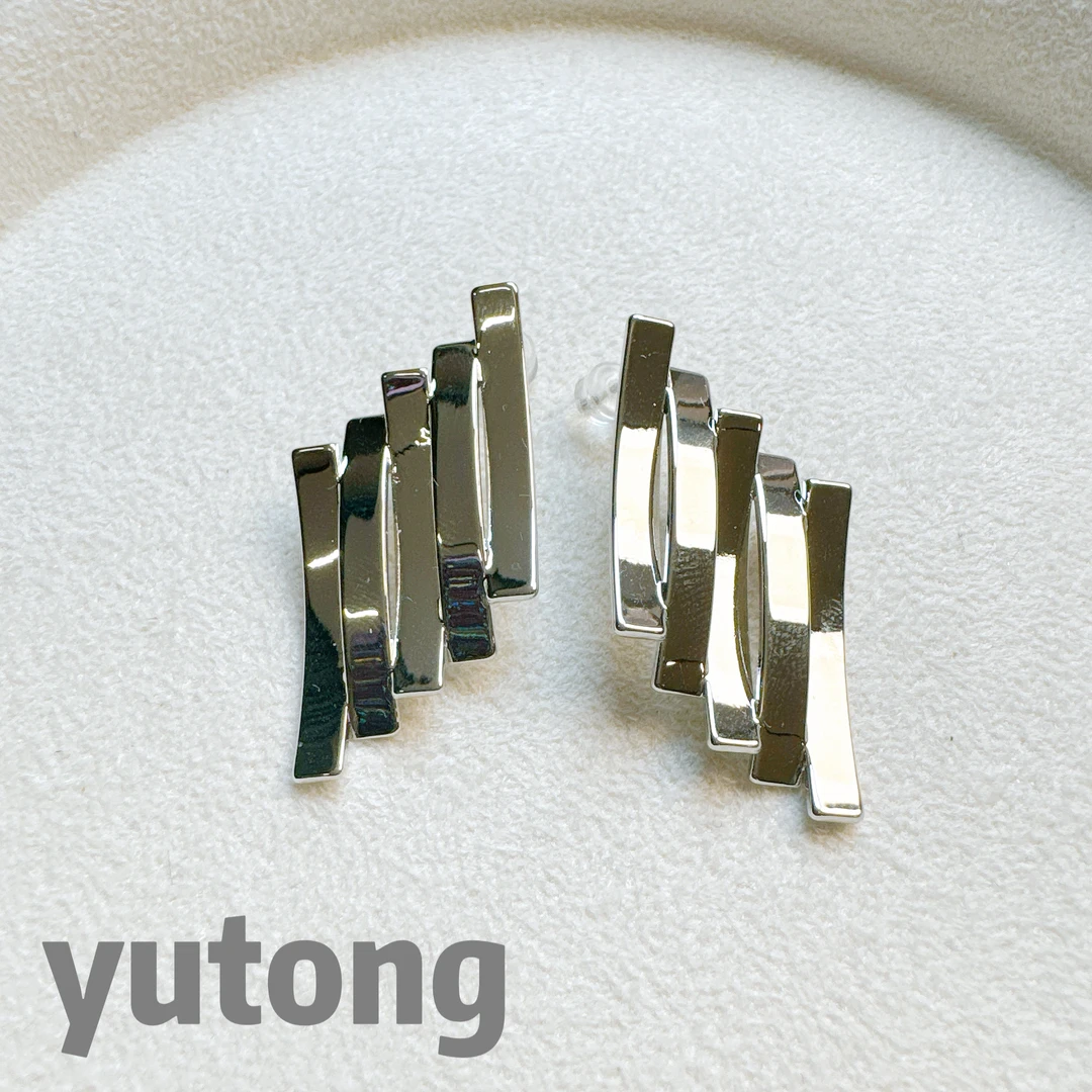 铜合金耳饰 【雨桐轻奢饰品】设计款耳环YT02949