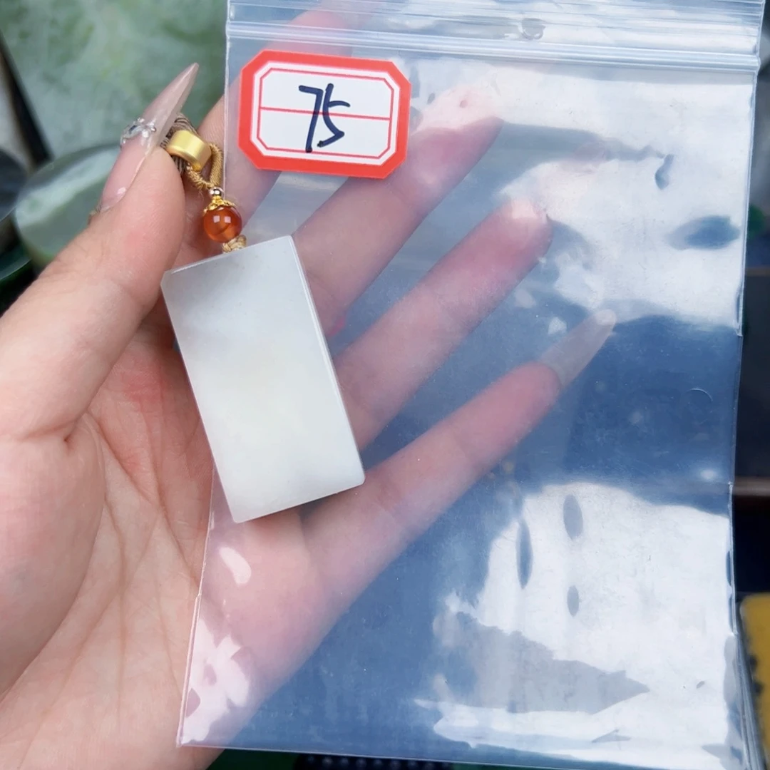 和田玉和田玉挂件未镶嵌