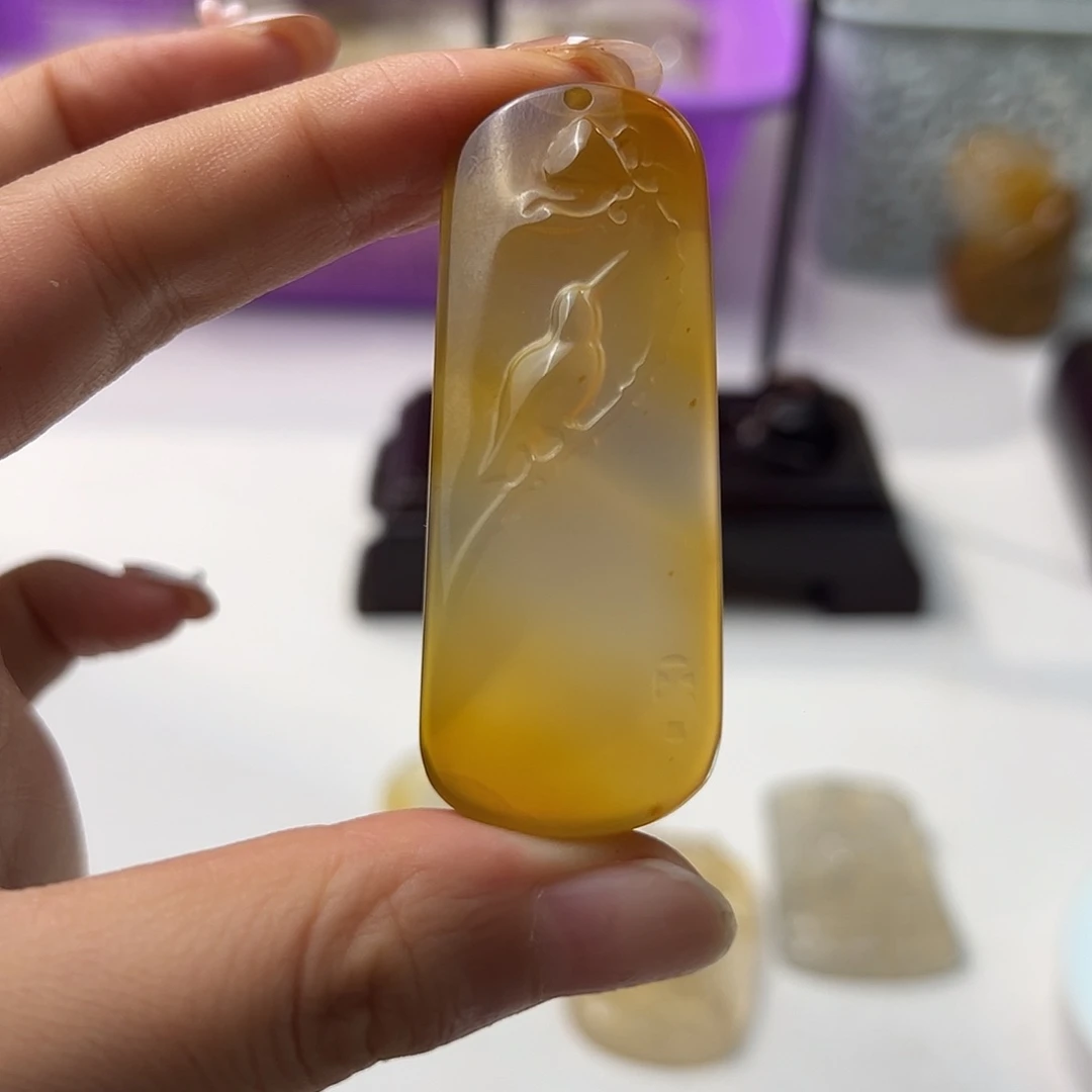 玛瑙/玉髓颈饰未镶嵌