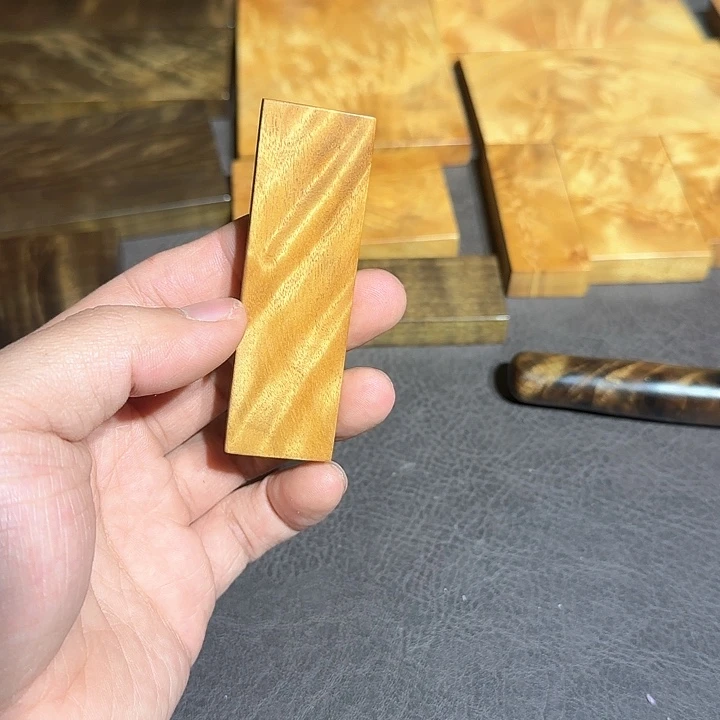 恰****阴沉木直播间一物一拍截图