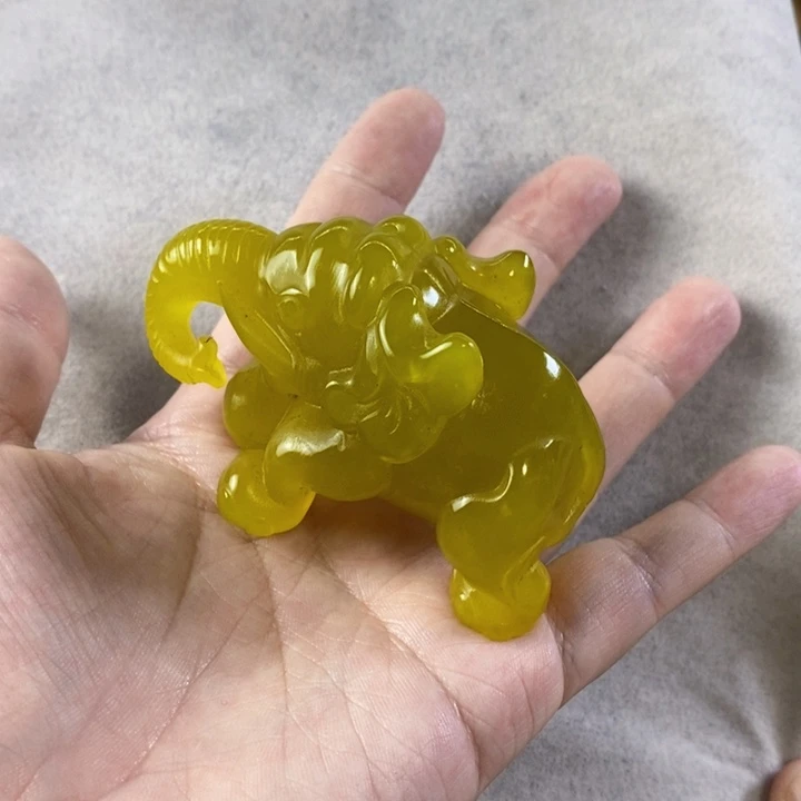 未镶嵌岫玉手把件