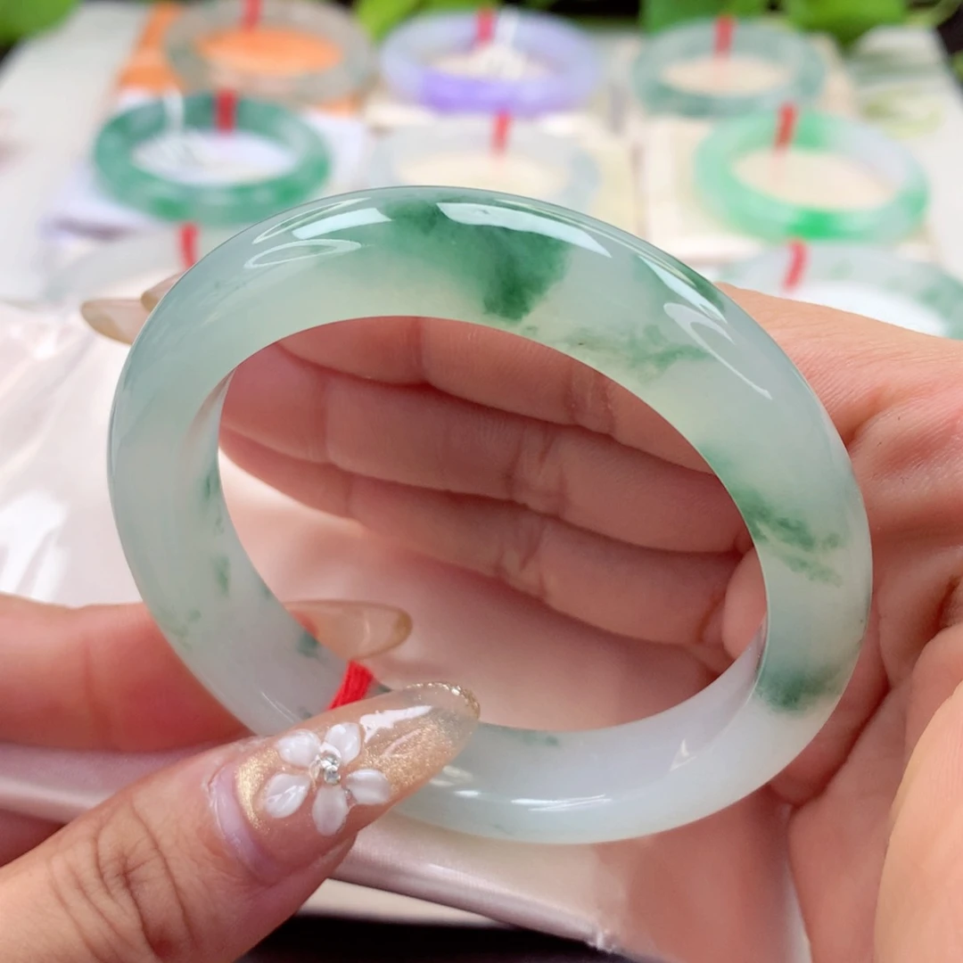 未镶嵌手镯翡翠55.5胶润细腻 绿花 种一致 小柒