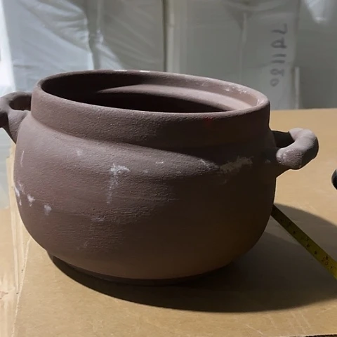 微瑕，明火，口径19高14无盖变形3.5L