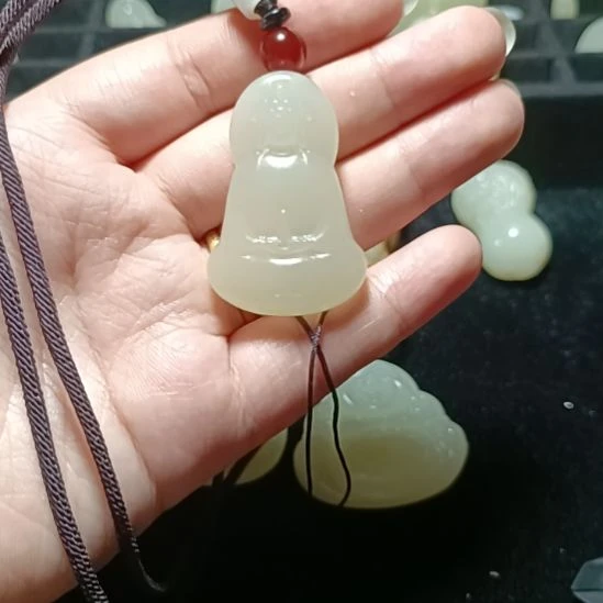 铁合金花岗石观音吊坠