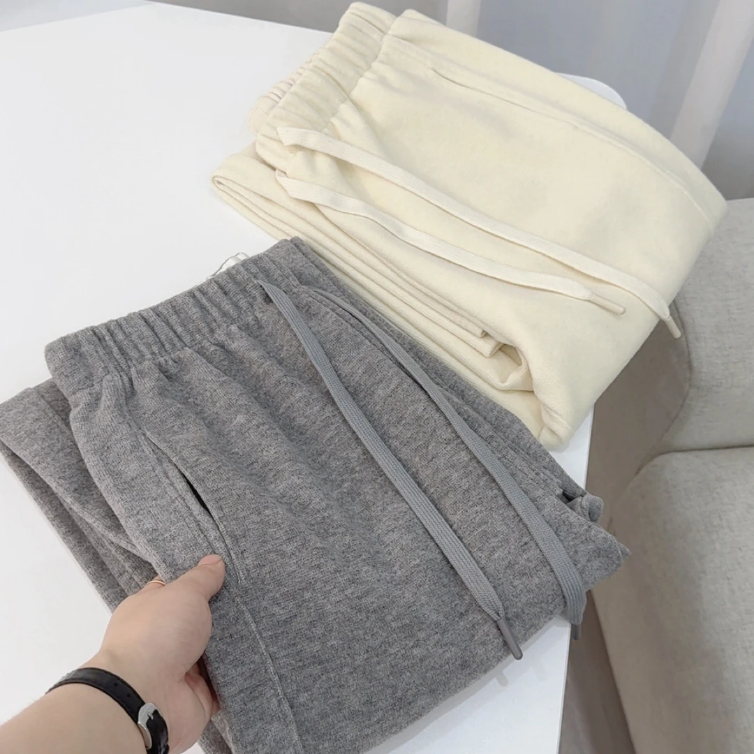 小朵家XFYD. ins穿搭#秋冬季休闲百搭抽绳显瘦直筒裤