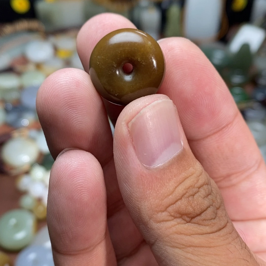 和田玉未镶嵌吊坠(不含链)