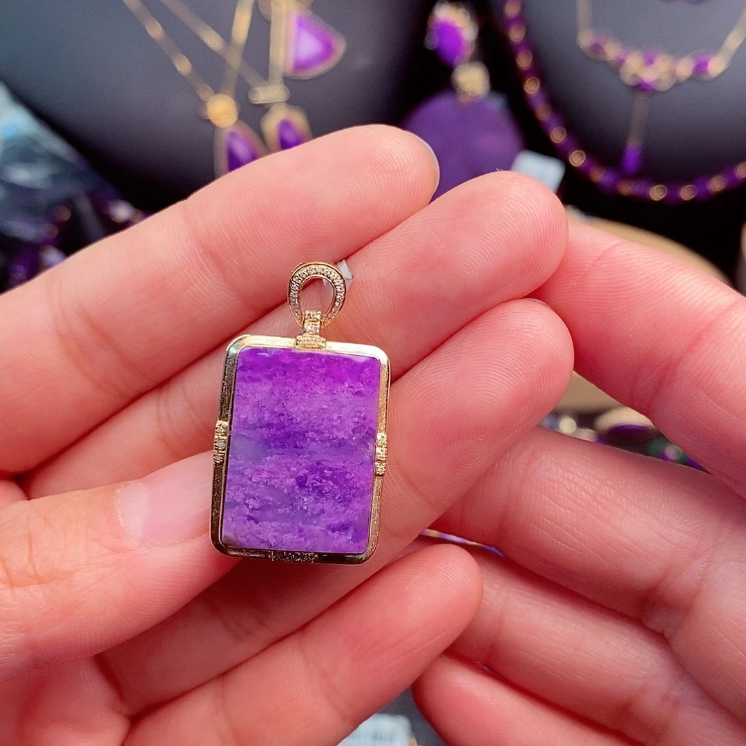 苏纪石（舒俱来）吊坠18K金镶嵌