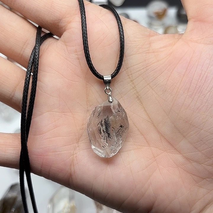 水晶未镶嵌颈饰闪灵钻项链