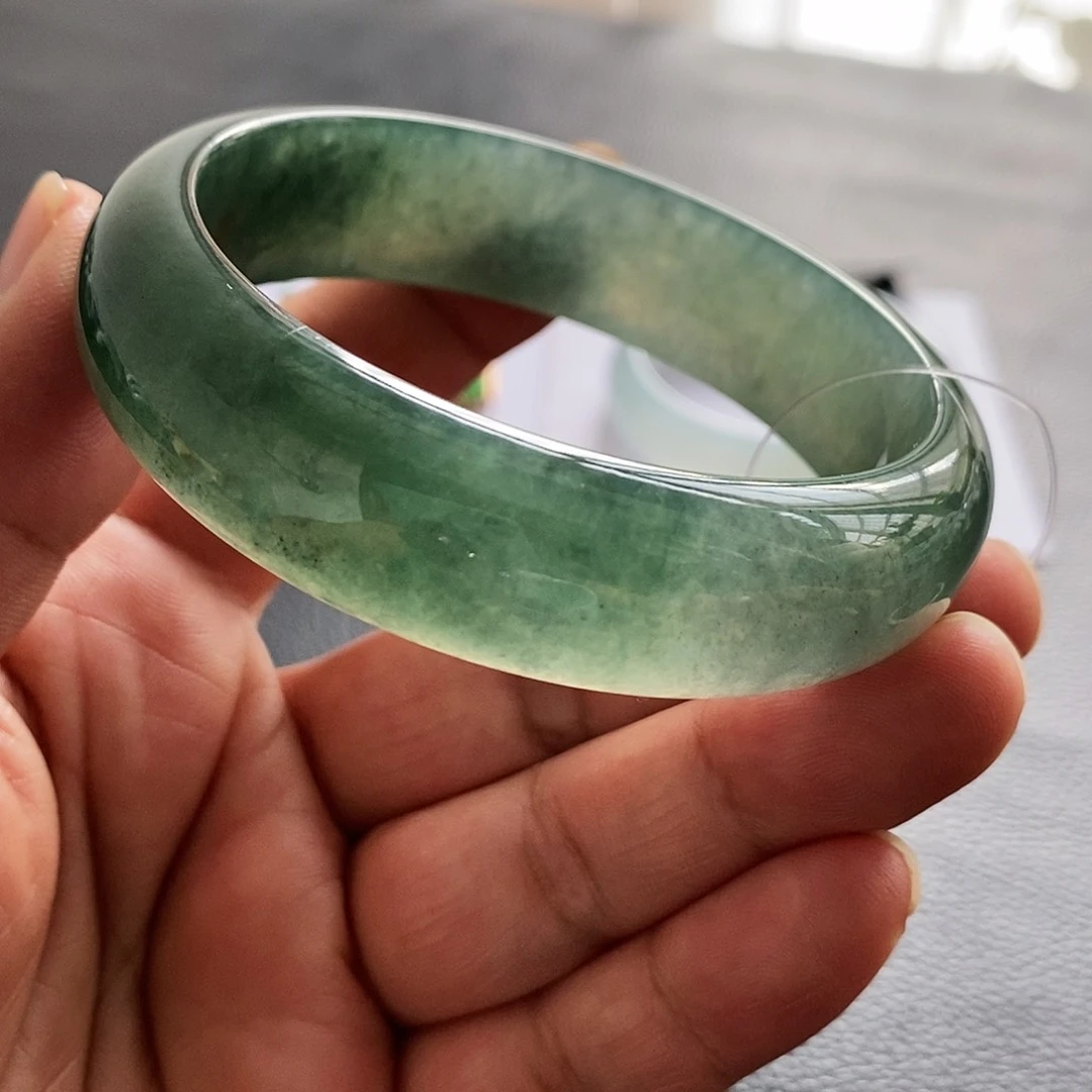 翡翠手镯未镶嵌天然翡翠手镯