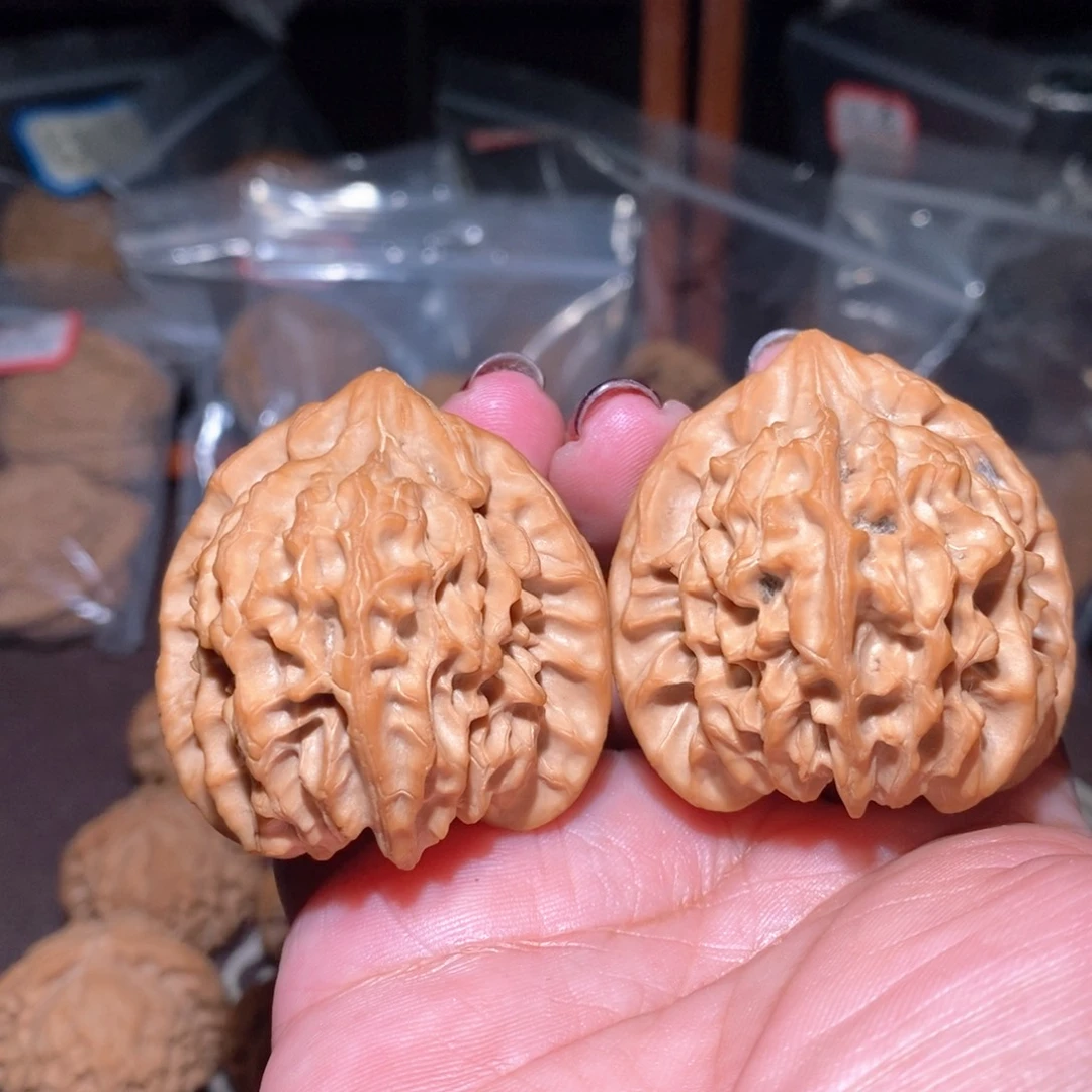 地****把件文玩核桃龙门涧