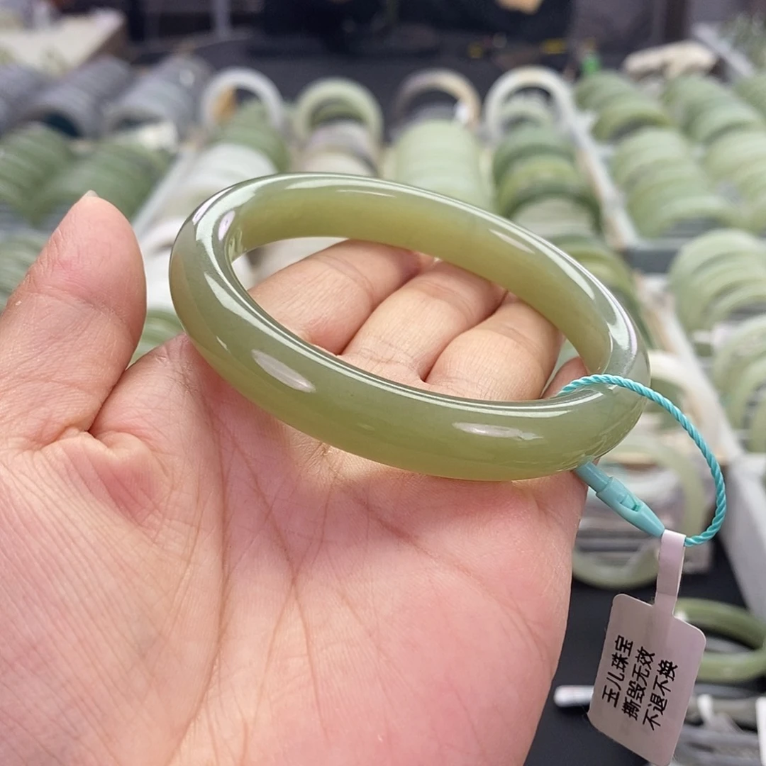 和田玉未镶嵌珠宝奇石和田玉手镯59