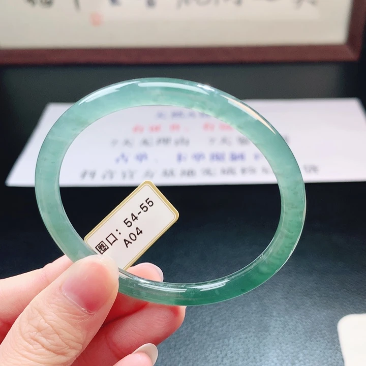 翡翠未镶嵌手镯翡翠手镯39