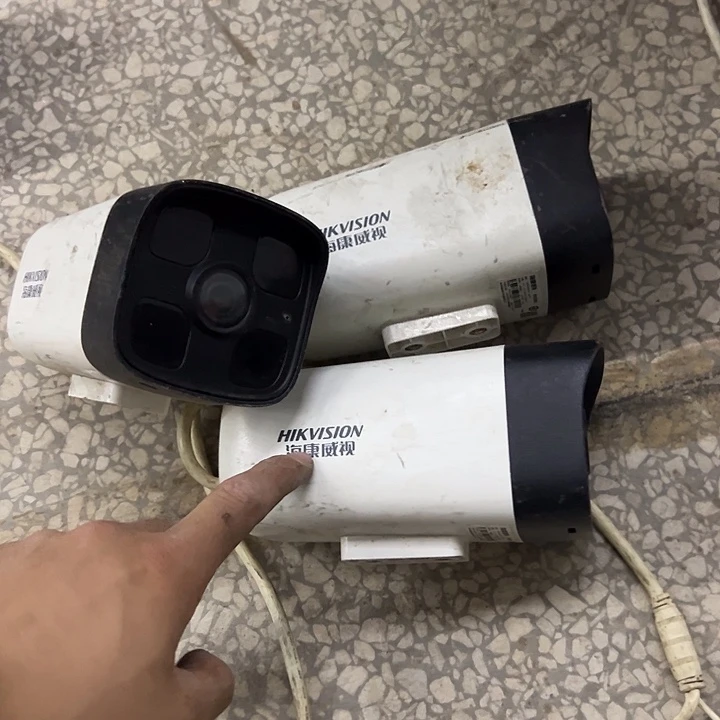 8新海康200w 4mm poe 好好好圆屁股