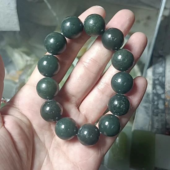 和田玉未镶嵌珠宝半成品