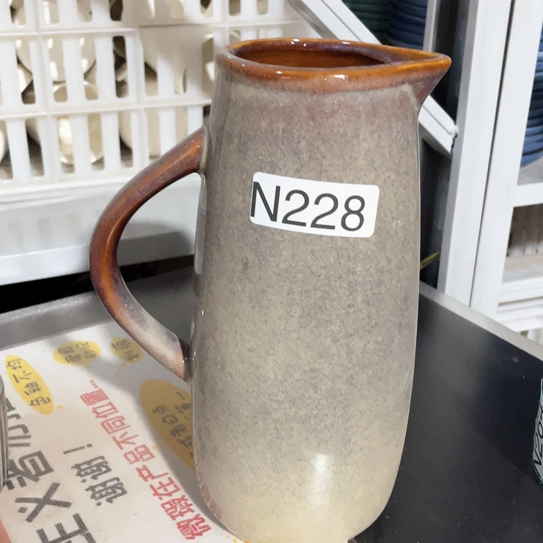 瓷片228。          一个