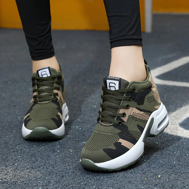 内增高女鞋9cm春秋女士休闲运动鞋透气网面轻便防滑厚底旅游鞋女