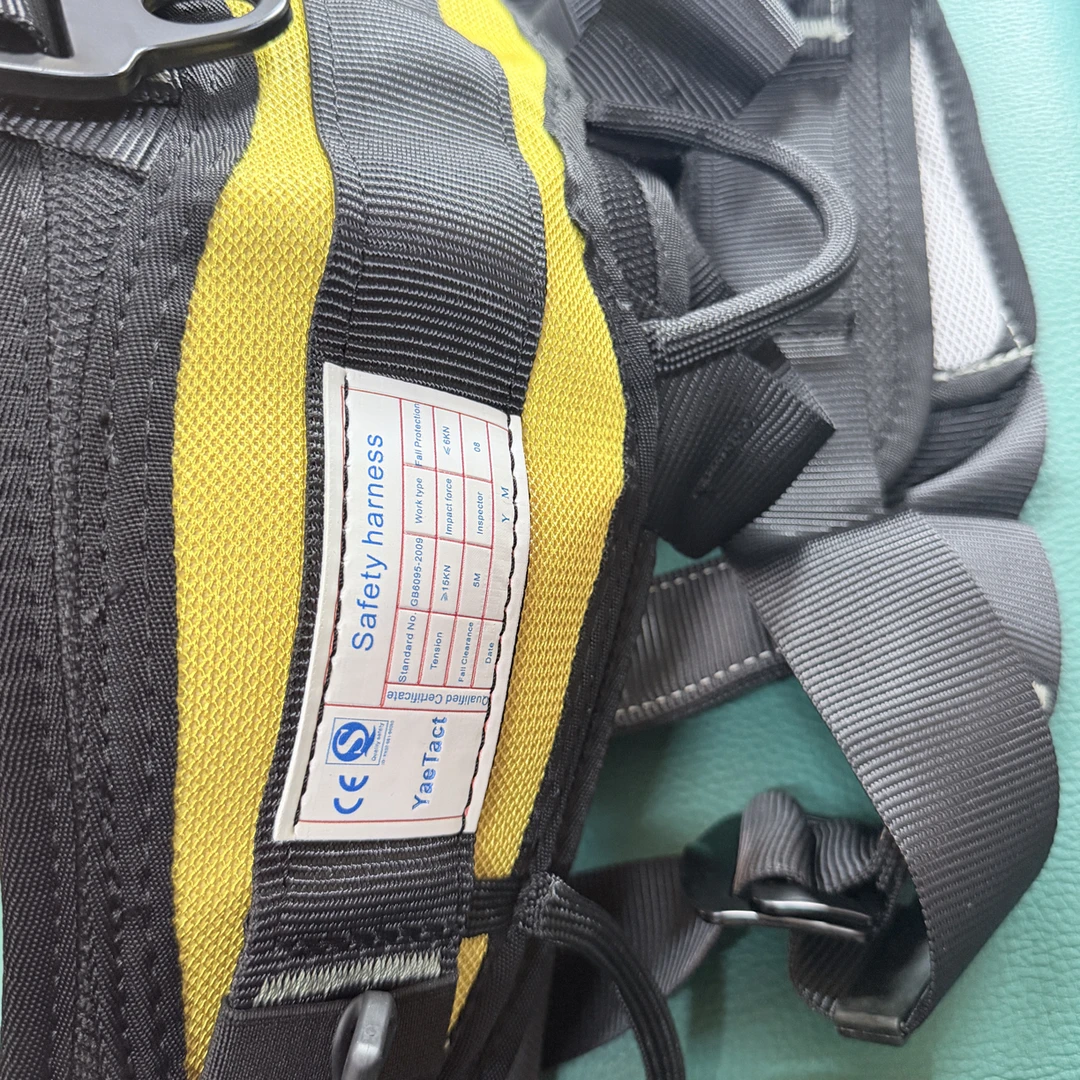 外贸三点式安全带一个