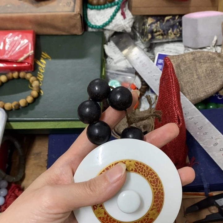 瓷片哈中古工艺品一件