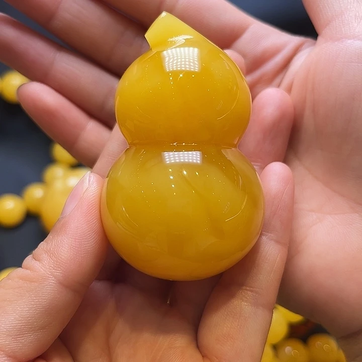 未镶嵌琥珀裸石贝****i琥珀蜜蜡