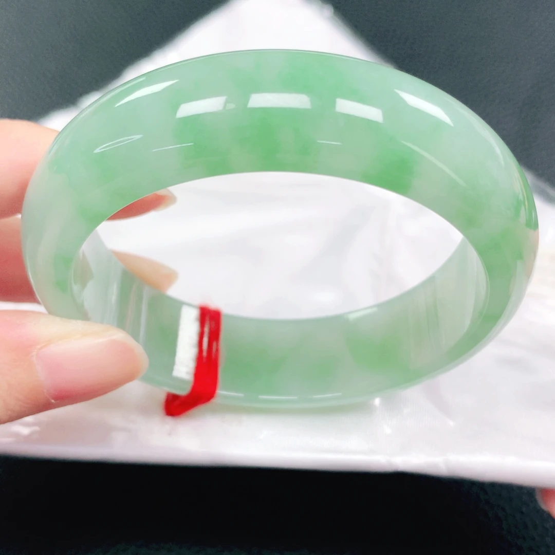 未镶嵌手镯翡翠58圈