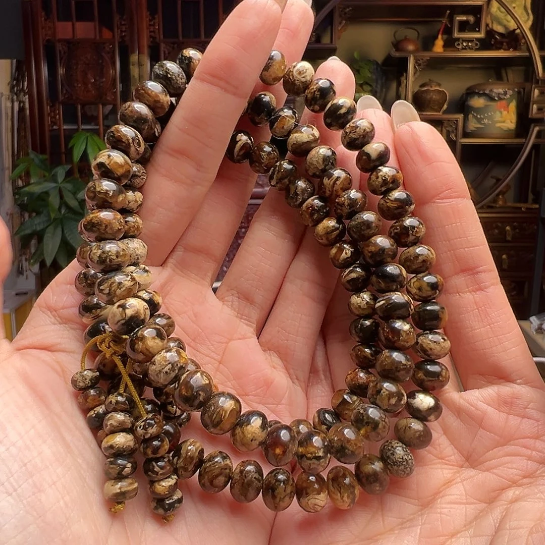 琥珀未镶嵌裸石抚顺琥珀20284八