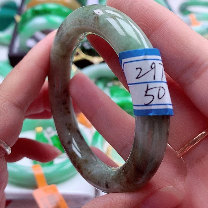 翡翠未镶嵌手镯翡翠