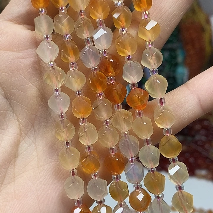 玛瑙/玉髓未镶嵌珠宝半成品天然玛瑙扭扭珠卡8mm