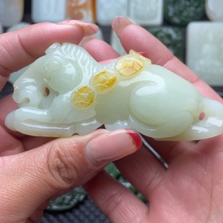 和田玉颈饰未镶嵌用****2