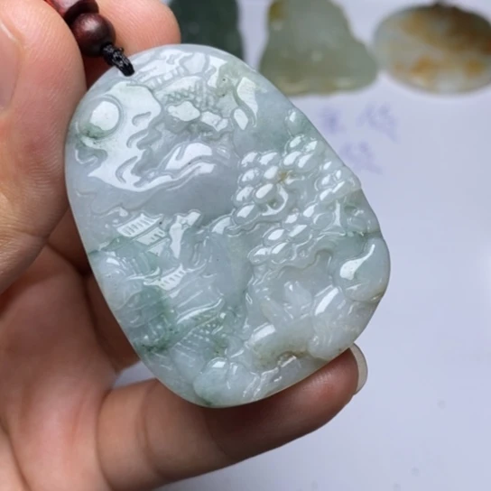 翡翠未镶嵌颈饰翡翠