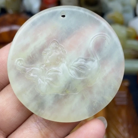 未镶嵌蛇纹石玉颈饰27