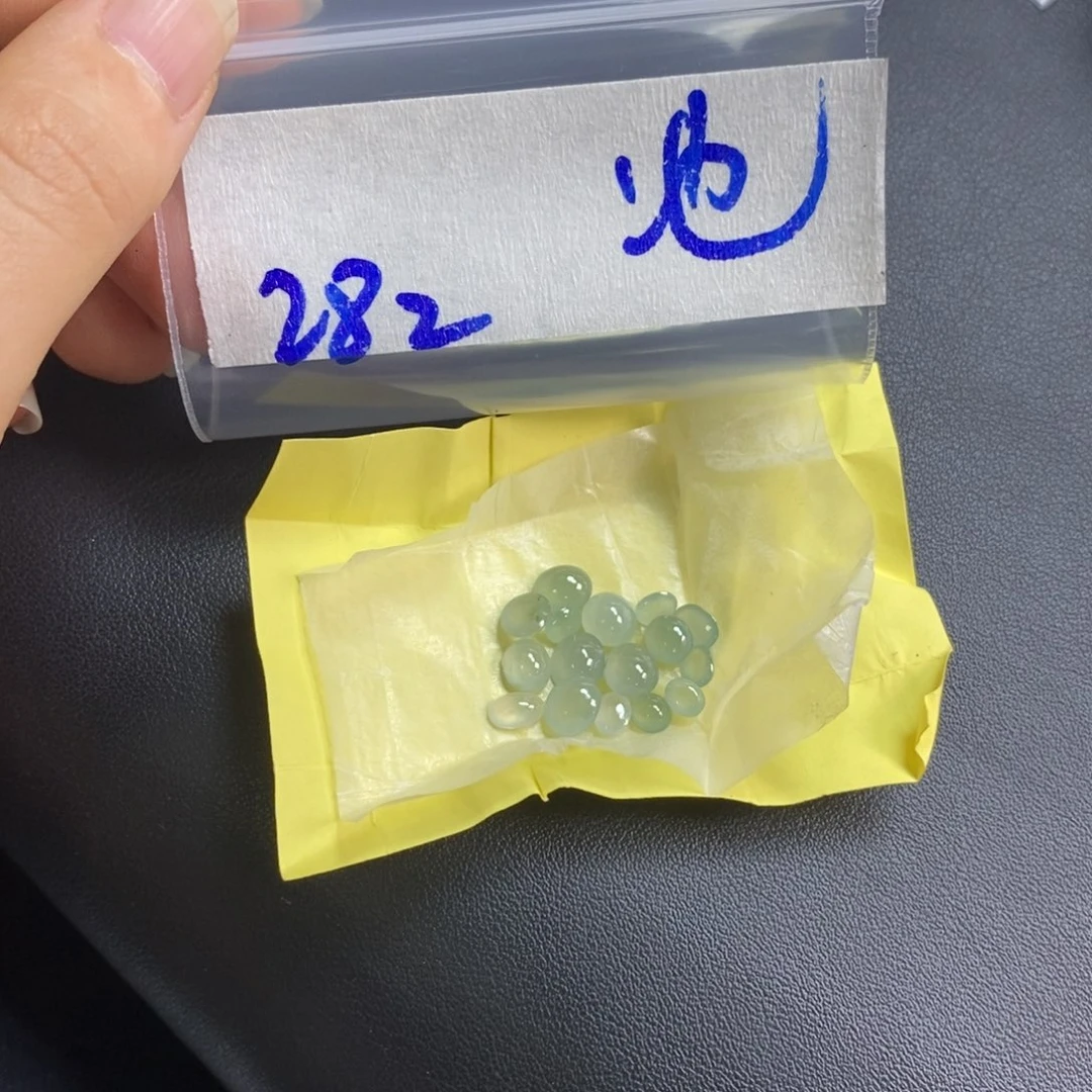 定制翡翠未镶嵌池*兜翡翠