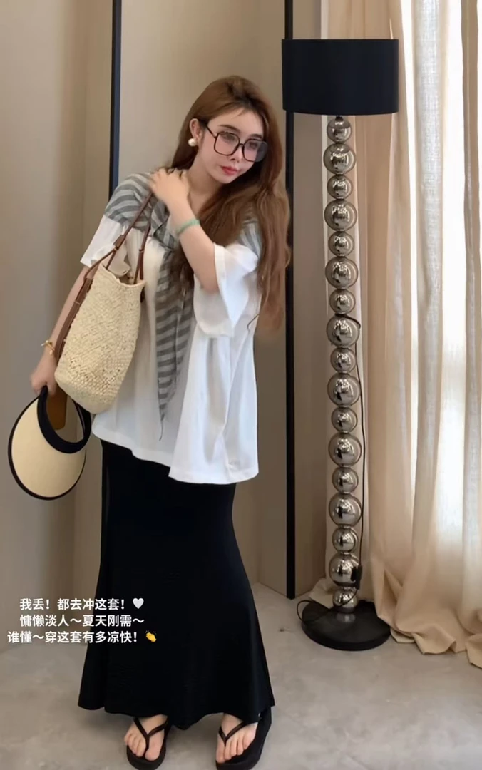 百搭宽松型休闲风短袖中长款V领T恤休闲时尚日系芭比三件套